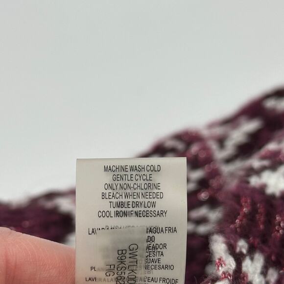 NWT G.H. Bass Knit Metallic Red Pink Glittery Warm Comfy Winter Neck Scarf OS - Picture 8 of 9